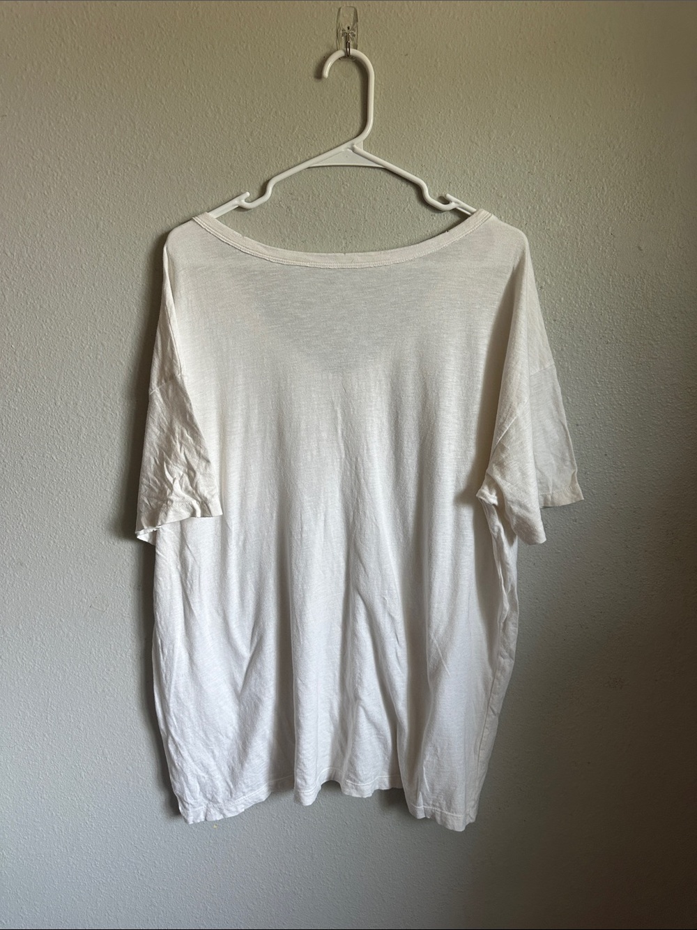 aerie oversized White V-Neck Tee - Picture 3 of 5